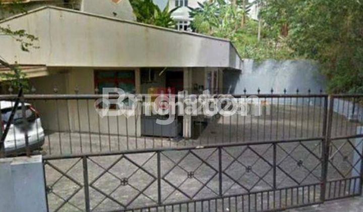 *DI JUAL RUMAH KONDISI  KOSONG DI BUKIT SARI LUAS 764 M  SEMARANG ATAS,  DIHITUNG HARGA TANAH SAJA 1