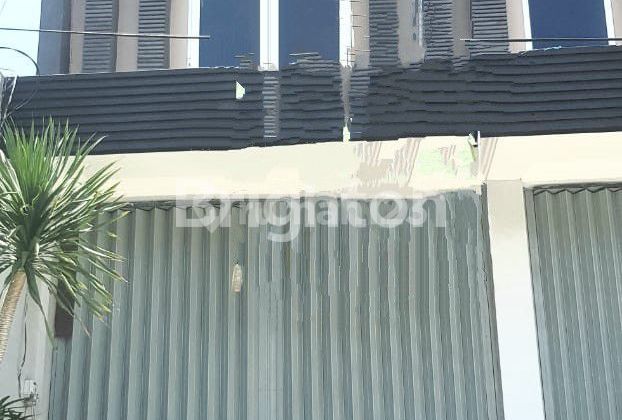 DIJUAL / SEWAKAN RUKO CANTIK 2 LT DI DAERAH  SOEKARNO HATTA COCOK UNTUK KANTOR ATAU  SEGALA MACAM  USAHA POSISI DI JALAN RAYA SOEKARNO HATTA SEMARANG* 1