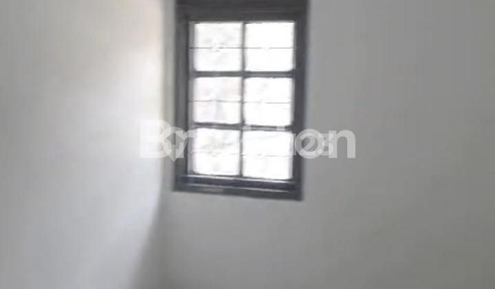 DI SEWAKAN RUMAH Dg 4+1 KAMAR DI NOGOSOSRO  SEMARANG 2