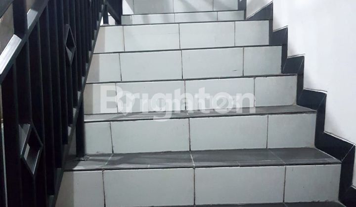 DIJUAL / SEWAKAN RUKO CANTIK 2 LT DI DAERAH  SOEKARNO HATTA COCOK UNTUK KANTOR ATAU  SEGALA MACAM  USAHA POSISI DI JALAN RAYA SOEKARNO HATTA SEMARANG* 2