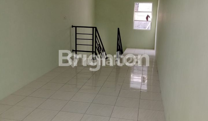 RUKO CANTIK  2 LT BISA BUAT USAHA  / DAERAH TLOGOSARI 2