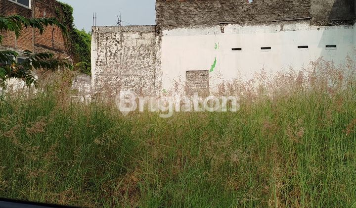 *DI JUAL  TANAH LUAS 260M COCOK DI BANGUN TEMPAT TINGGAL / RUKO / KAFE  DI DAERAH RAMAI DEPAN JALAN RAYA DAERAH GAJAH  SEMARANG* 2