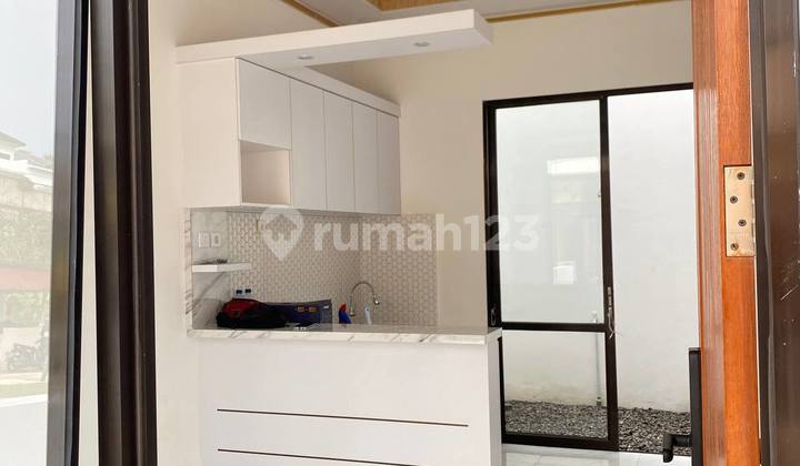 Two-Story Ready-to-Occupy House with SHM and Strategic Access 2