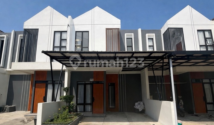 Rumah Ready Terstrategis DP 0% Dekat Toll dan Transportasi Umum