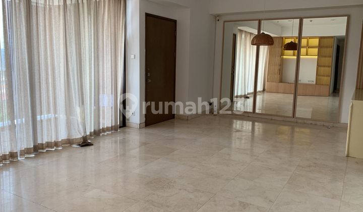 1 Park Avenue tower king 3BR semi-furnished kebayoran lama jaksel for rent