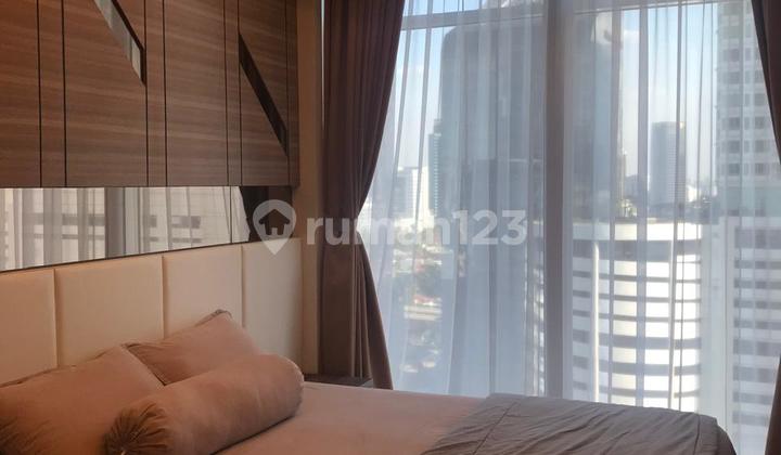 Furnished 2 Bedrooms South Hills Kuningan 87 Sqm For Rent