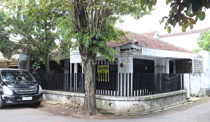 Strategis Rumah Furnished Kaliwates, Jember 1