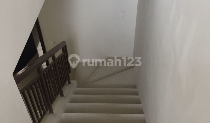 For Sale, Illustria House in BSD Eminent 2