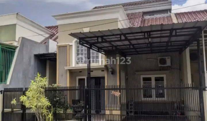 Disewakan Rumah Graha Kebraon Regency  1