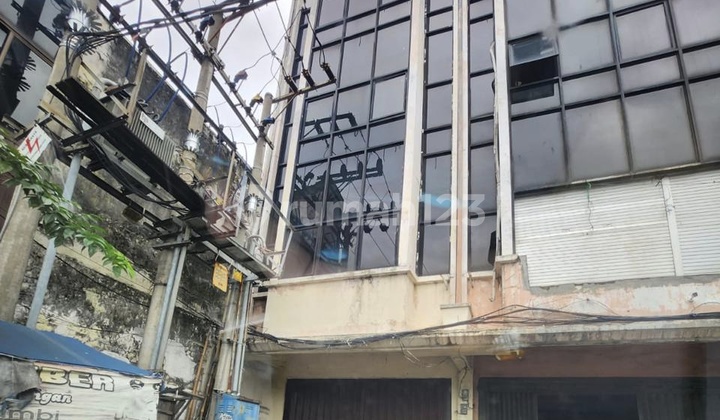 For Rent Shop in Front of Atum Market 2