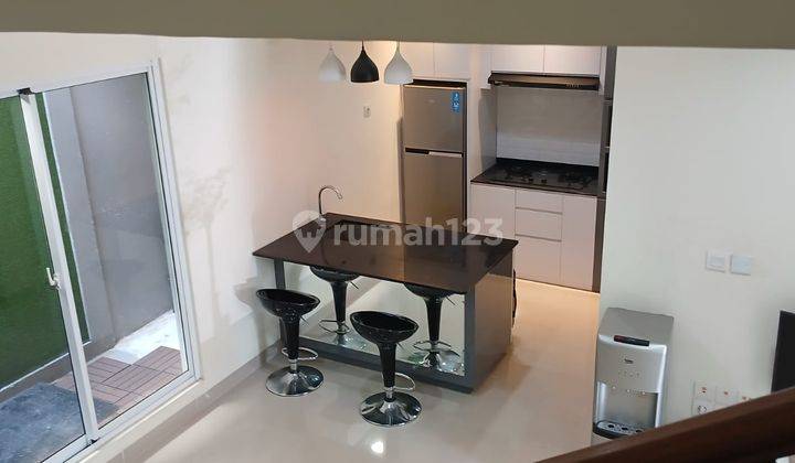 Semi Furnish Di Cluster Rossini Gading Serpong 1
