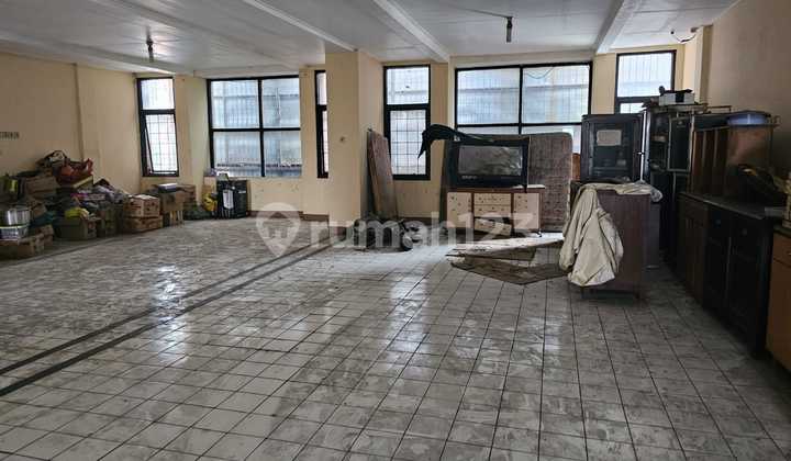 Sewa / Jual Ruko Gandeng Di Jl Raya Boulevard Gading Serpong Sewa / Jual Ruko Gandeng Di Jl Raya Boulevard Gading Serpong