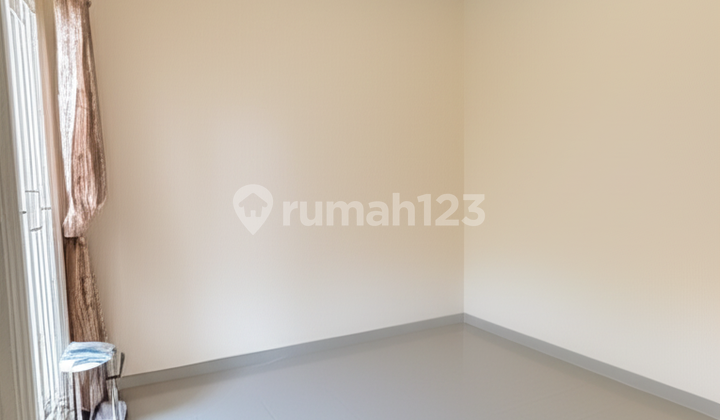 Rumah Terawat Cluster Emerald Phg Gading Serpong 2