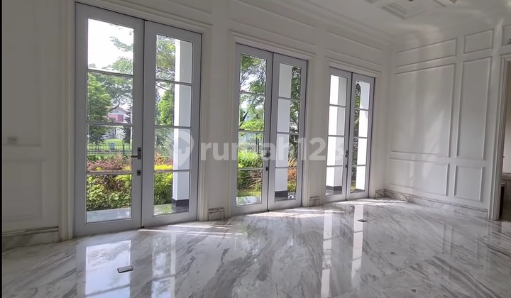 Cluster Tiara dengan Kolam Renang Phg Gading Serpong