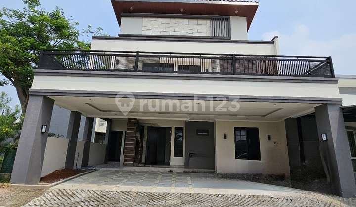 Rumah Baru 3 Lantai di Simplicity The Iconbsd City