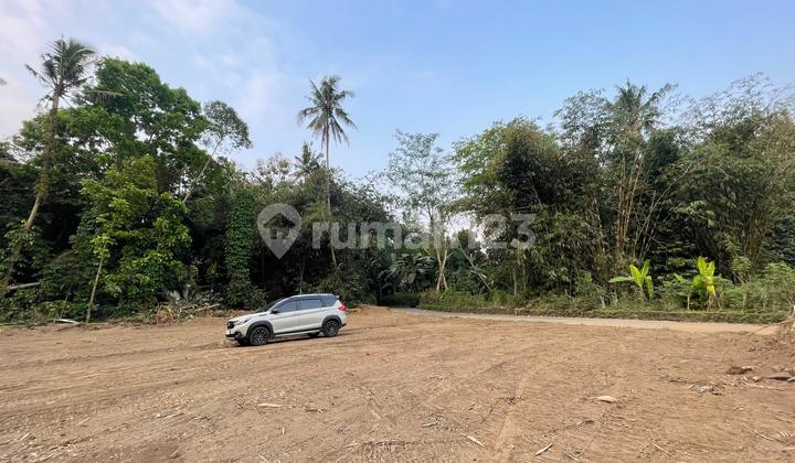 Tanah Sleman Kota Barat Lapangan Denggung 