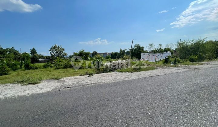 Pinggir Jalan Raya Akses Mudah 5 Menit Ringroad Janti