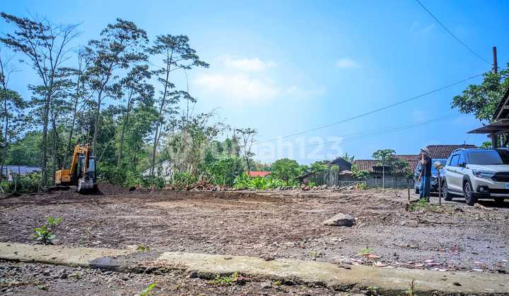 Tanah Pakem Sleman-SHM Utara UII