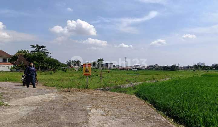 3 Menit Plaza Ambarukmo Tanah SHM Area Perumahan Elit 3 Menit Plaza Ambarukmo Tanah SHM Area Perumahan Elit