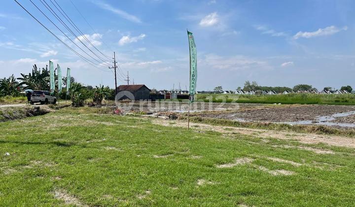 Tanah Sidoarum Belakang Perumahan La Calesa Godean