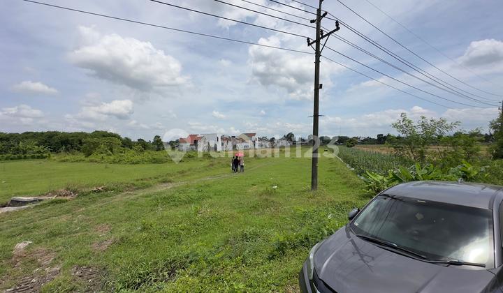 Land in Godean Near West Ring Road-Certificate of Title Land in Godean Near West Ring Road-Certificate of Title