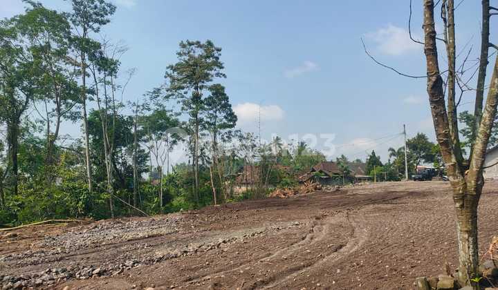Tanah SHM 100 Jutaan 5 Menit Pasar Pakem Tanah SHM 100 Jutaan 5 Menit Pasar Pakem