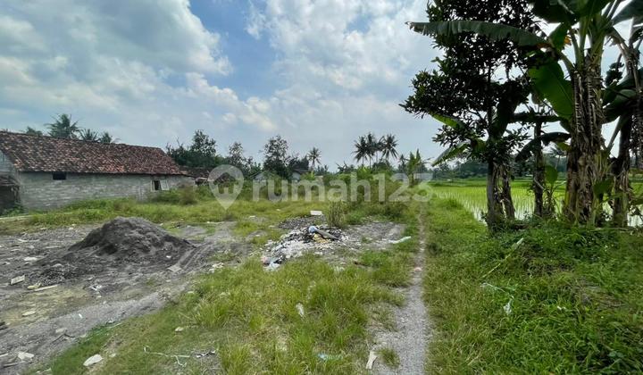 SHM Pecah 3 Menit Jl. Jogja-Magelang View Menawan SHM Pecah 3 Menit Jl. Jogja-Magelang View Menawan
