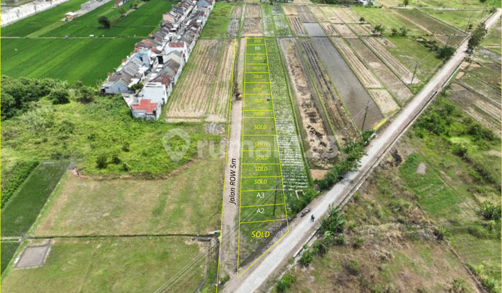 Near Jogja City, Land on JL. Godean KM.6 Near Jogja City, Land on JL. Godean KM.6