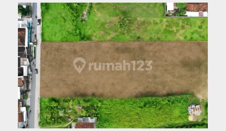 Strategis Tanah Di Tepi Jalan Besar, Dekat Terminal Giwangan