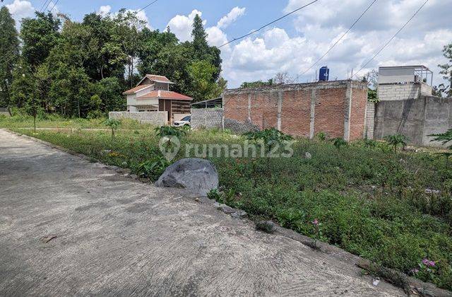 Tanah Siap AJB, 10 Menit Kampus UII, Cocok bangun Rumah 1