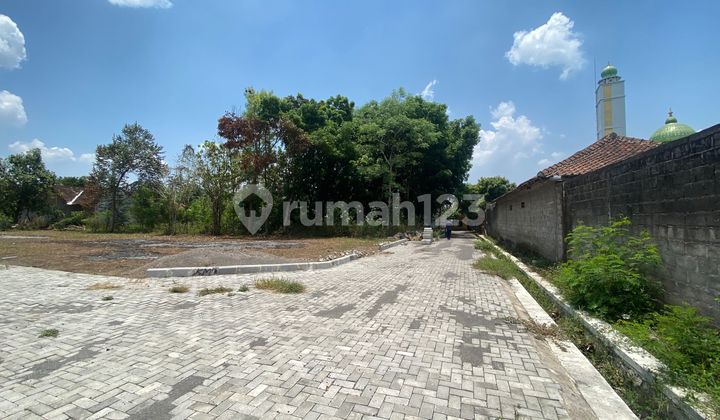 300 Jtan Al In 5 Menit Jl. Jogja Solo Kalasan SHM Pekarangan