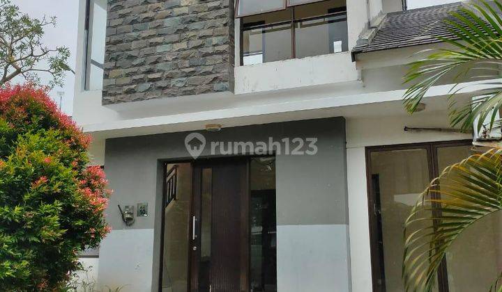 Sewa Rumah 2 Lantai Graha Raya Strategis Murah 2