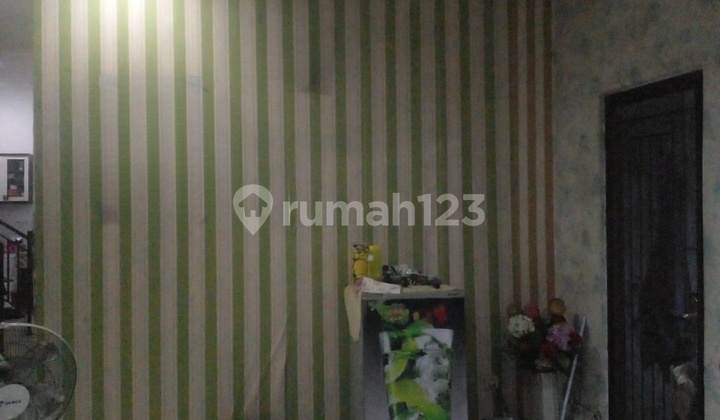 Dijual Rumah 2 Lantai Siap Huni Bebas Banjir Termurah SHM Nego 2