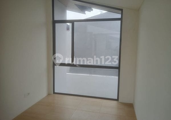 Dijual Rumah Cluster 2 Lantai Lippo Karawaci Termurah Strategis Bebas Banjir  2