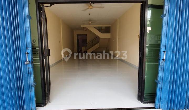 Rent a 3-Story Shop House Next to Gading Serpong Mall, Strategic and Busy Area Rent a 3-Story Shop House Next to Gading Serpong Mall, Strategic and Busy Area