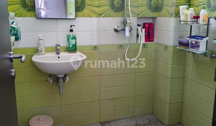 Dijual Rumah 4 Lantai Tusuk Sate Kebon Jeruk Termurah Nego Super Strategis Bebas Banjir Siap Huni 2