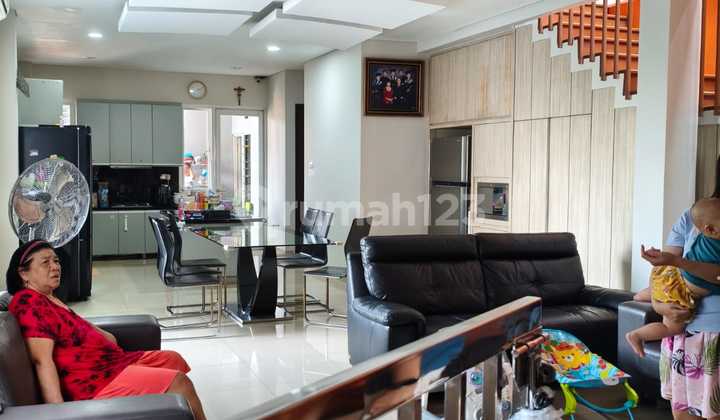 Dijual Rumah 4 Lantai Tusuk Sate Kebon Jeruk Termurah Nego Super Strategis Bebas Banjir Siap Huni