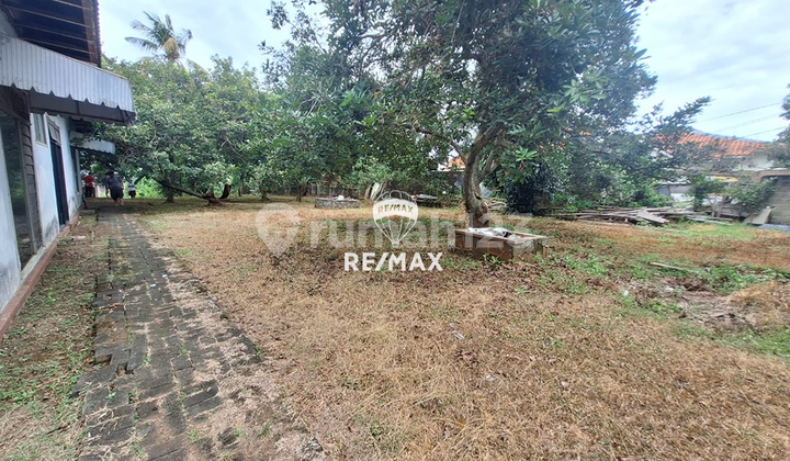 Land Area 3000M² Bekasi 3.9 Billion Rupiah Negotiable Land Area 3000M² Bekasi 3.9 Billion Rupiah Negotiable