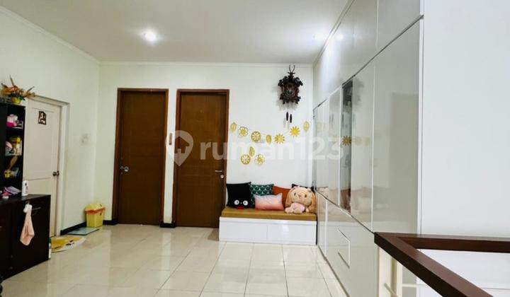 FULL RENOV MAHKOTA SIMPRUG SEMI FURNISHED ADA ROOFTOP BERKEBUN 2