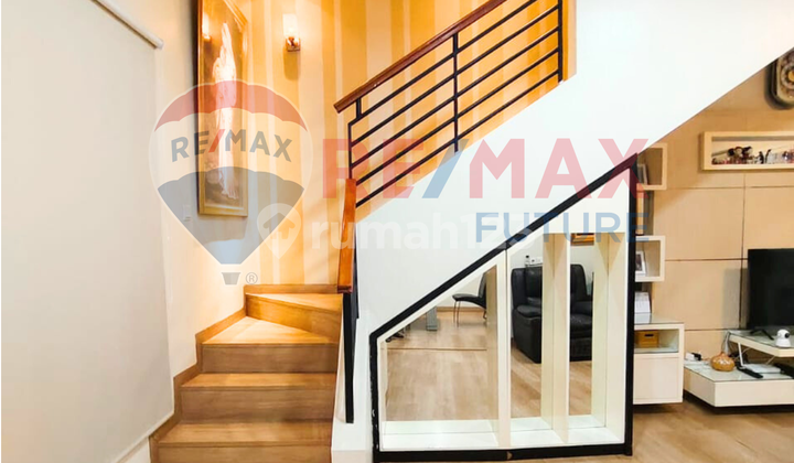 Rumah Nuansa Kayu rapi Canary Spring Gading Serpong Semi Furnished Full Renov