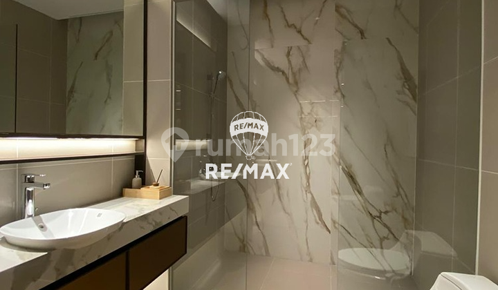 3-Story House - Gading Serpong 5+1 BR - Smart Home & Private Elevator 2