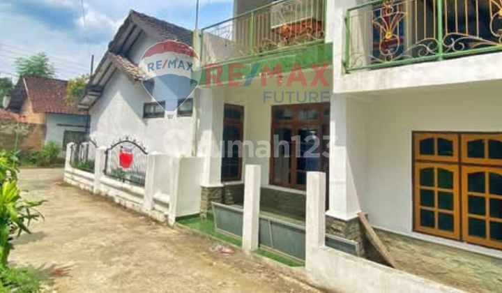 RUMAH HOEK TANAH LEBAR DEKAT PASAR GAMPING LAPANGAN SIDOARUM MALIOBORO RUMAH HOEK TANAH LEBAR DEKAT PASAR GAMPING LAPANGAN SIDOARUM MALIOBORO