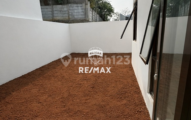 Rumah 2 Lantai Siap Huni - Akses Tol Cikupa, Area Citra Raya 2