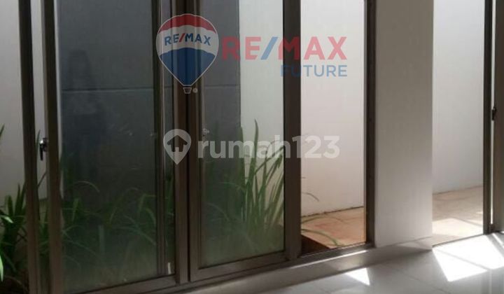 Strategic 2-Story Residence Near Clubhouse - Luxmore Greenwich - BSD City 2