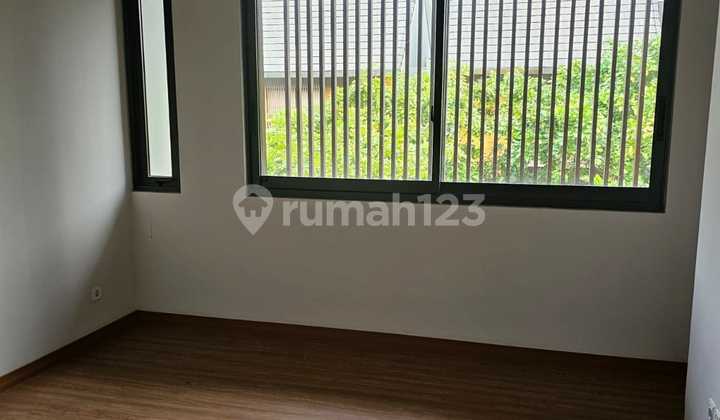 Best Location! 3-Storey House Caelus - Near Aeon Mall BSD Best Location! 3-Storey House Caelus - Near Aeon Mall BSD