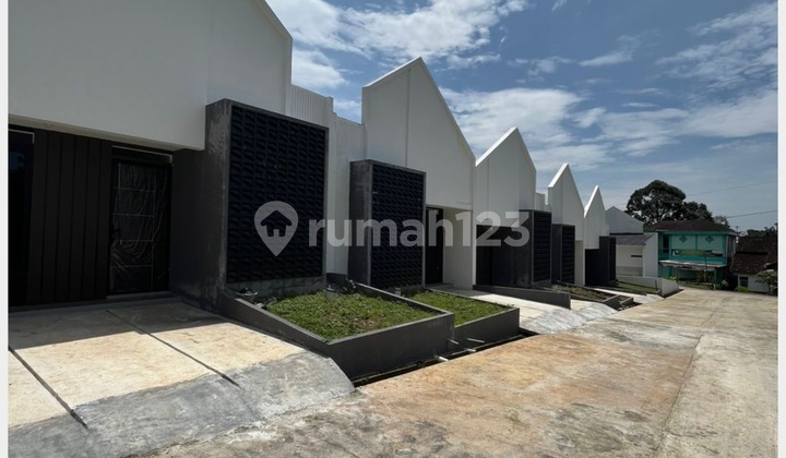 Affordable House Price 166 Million - Installments Starting from 1 Million / Month! 2