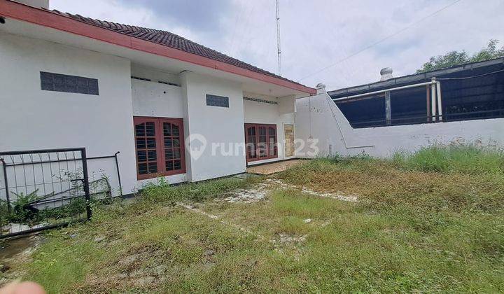 Rumah Jogja Disewakan dekat RS Hermina, dekat Lottemart, halaman luas 2