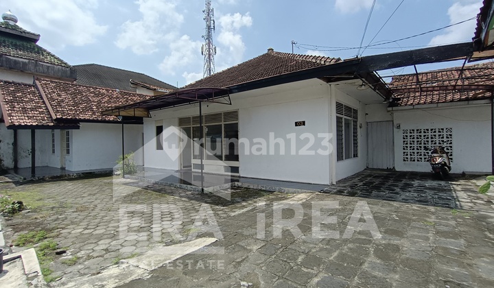 Jual Rumah Asri Terawat, banyak kamar, di Wirobrajan Jogjakarta 1
