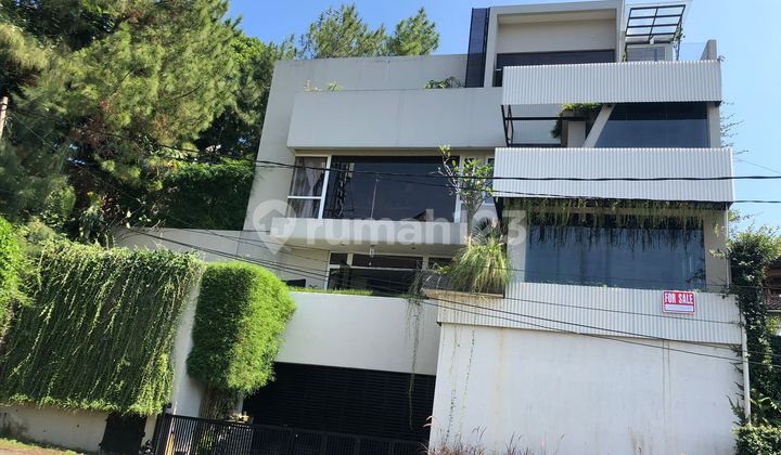 Dijual Rumah di Kawasan Bandung Utara View Kota Bandung