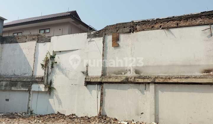 For Sale, Ready-to-Build Land in Menteng, Central Jakarta For Sale, Ready-to-Build Land in Menteng, Central Jakarta